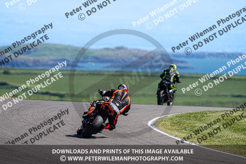 anglesey no limits trackday;anglesey photographs;anglesey trackday photographs;enduro digital images;event digital images;eventdigitalimages;no limits trackdays;peter wileman photography;racing digital images;trac mon;trackday digital images;trackday photos;ty croes